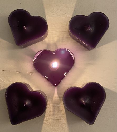 dänische Herz-Teelichter im Acrylcup schwarz lila 10 Stück